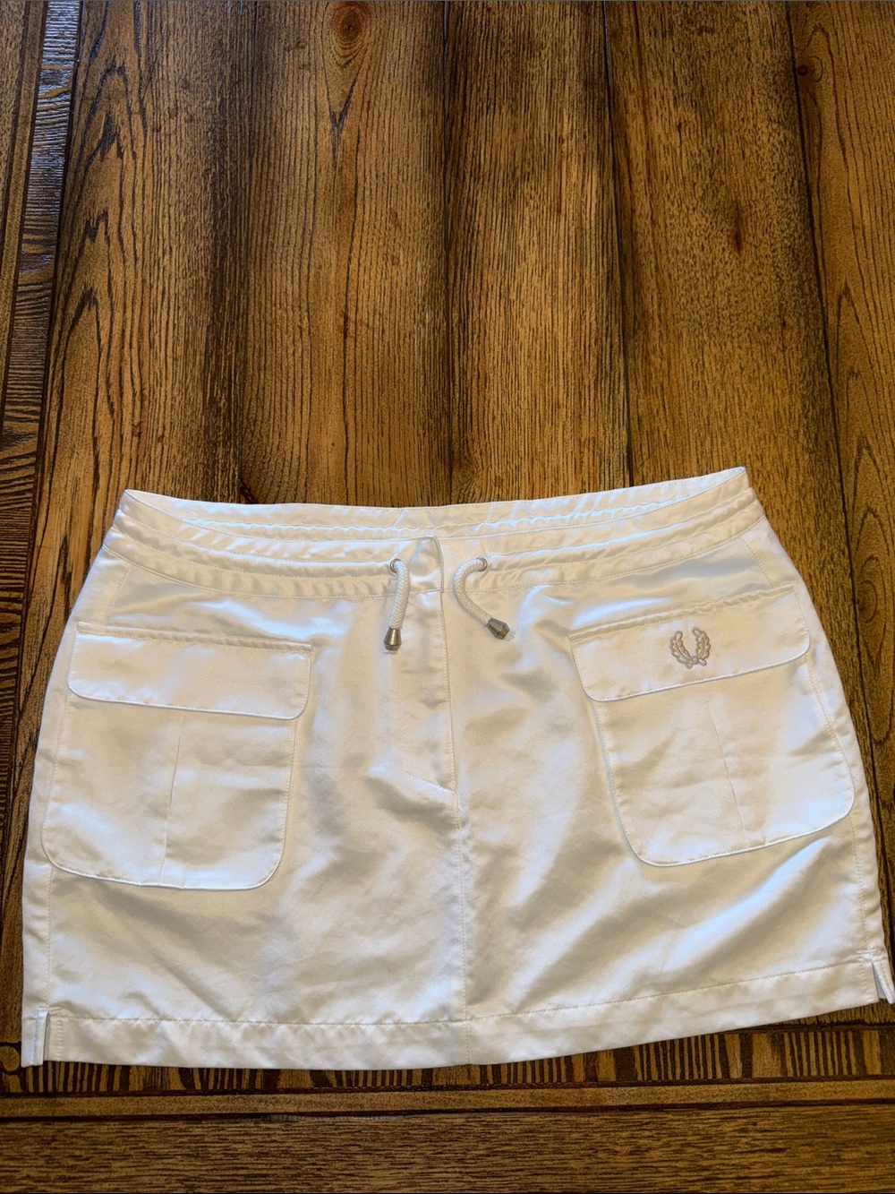 Fred Perry White Satin Mini Skirt with Front Pockets